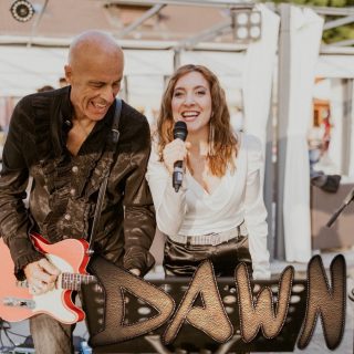 Ce soir, retrouvez DAWN à La Fabrica pour une soirée Pop, Rock & Acoustique ! #lafabricayverdon #lafabrica #explorityverdon #yverdon #yverdonlesbains #barlounge #restaurantyverdon #swissmusic #swissartist